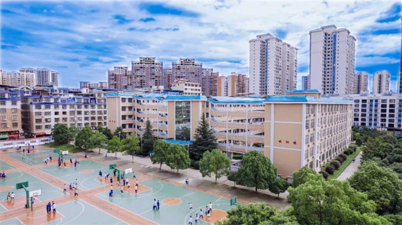2026年度新宁县崀山培英学校高复班招生简章